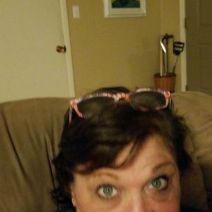 Meet your Posher, Bernadette